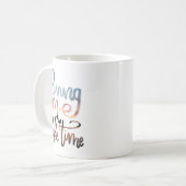 湖の時間に住む コーヒーマグカップ (正面左)