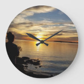 湖の景色 ラージ壁時計 (正面)