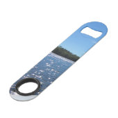 湖の朱色の光っている青海原 スピード栓抜き (裏面アングル)