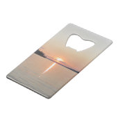 湖の朱色の日没 クレジットカード栓抜き (裏面アングル)