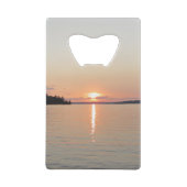 湖の朱色の日没 クレジットカード栓抜き (裏面)