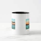 湖の汽船フライヤーの眺め マグカップ (中央)