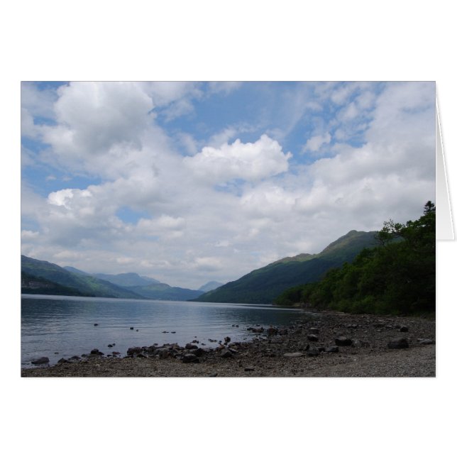 湖の眺め (正面横)