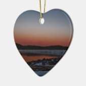 湖の矢印で雪の夕日 セラミックオーナメント (左)