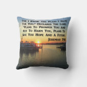 湖の穏やかな夕日 クッション (裏面)