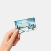 湖の近くの雪の松 バッジ (手持ち)