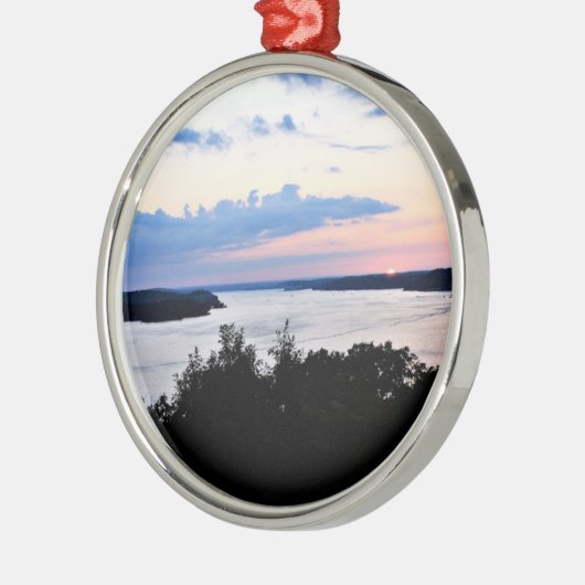 湖のOzarkのクリスマスのオーナメント メタルオーナメント (左)