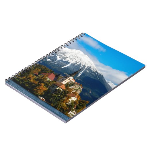 湖は秋の景色を出血させました ノートブック (左側)