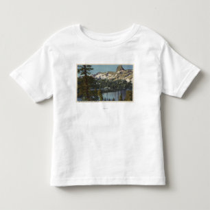 湖ジョージ及び高い山脈の眺め トドラーTシャツ