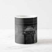 湖モンローの断念された波止場 コーヒーマグカップ (中央)