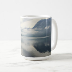 湖山の雲の景色の写真撮影スロベニア コーヒーマグカップ