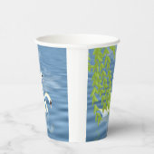 湖絵を描に浮かぶ白鳥の青と緑のペア 紙コップ (右)