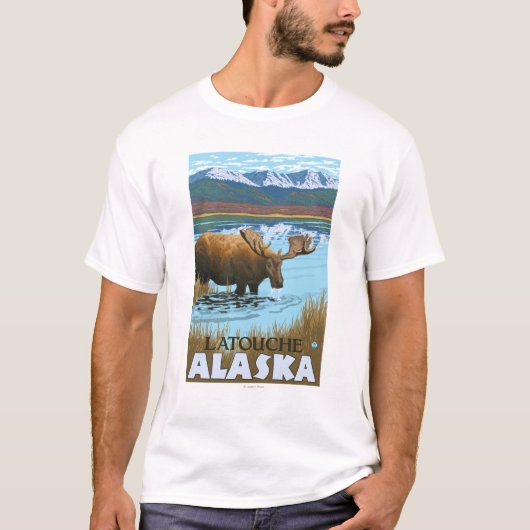 湖- Latouche、アラスカで飲んでいるアメリカヘラジカ Tシャツ (正面)