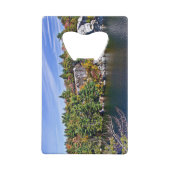 湖Minnewaskaのまわりの紅葉 クレジットカード栓抜き (裏面)