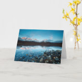 湖SlapinのSkye、スコットランドの島 カード (黄色い花)