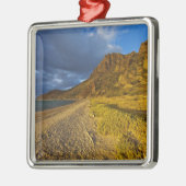 湾のイスラ·カルメンに光を当てる嵐 メタルオーナメント (左)