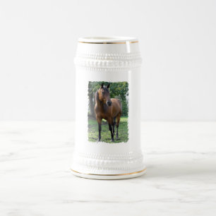 湾の純血種の馬ビールステイン ビールジョッキ