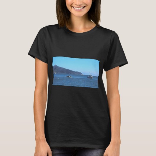 湾の船 Tシャツ (正面)