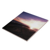 湾岸上空のピンク色の紫色の夕日の写真 タイル (側面)