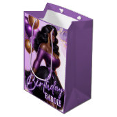 湾曲グラムアフリカンアメリカンウィメンパープル誕生日 ミディアムペーパーバッグ (正面アングル)