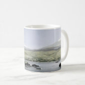 「湾」の-ジェームス陽気なSawkinsのマグからのHilo コーヒーマグカップ (正面右)