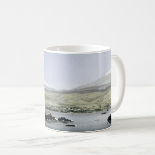 「湾」の-ジェームス陽気なSawkinsのマグからのHilo コーヒーマグカップ (正面右)