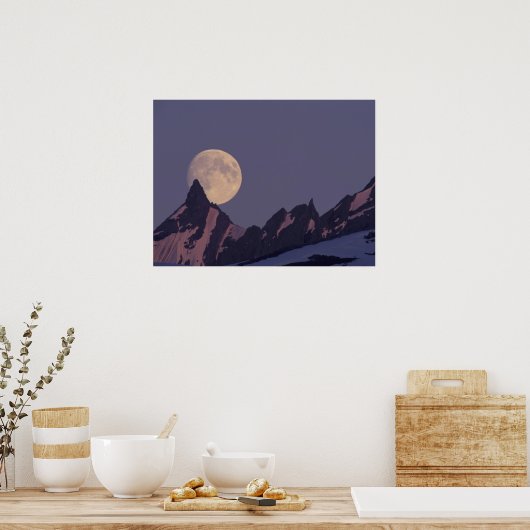 満月が出る | Chugach Mountains Alaska ポスター (キッチン)