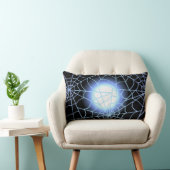 満月に対する青いクモの巣 ランバークッション (椅子)