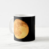 満月のあたたかなオレンジ色の月光宇宙の風景 コーヒーマグカップ (正面左)
