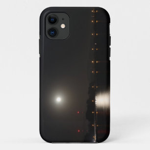満月の上昇 iPhone 11 ケース