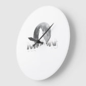 満月の下でのオオカミの遠吠え ラージ壁時計 (傾斜)