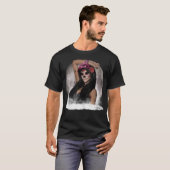 満月の下で輝く紫色の目のシュガースカル Tシャツ (正面フル)
