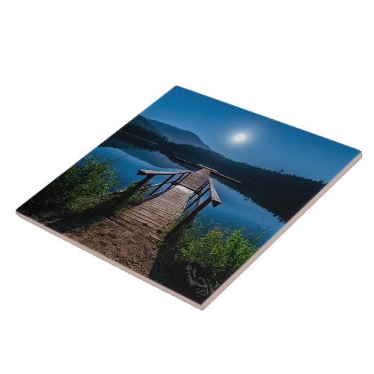 満月の下の夜の桟橋 タイル (側面)