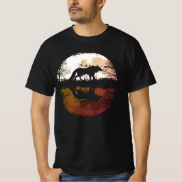 満月の下の孤狼 Tシャツ