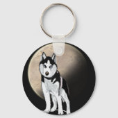 満月の向こうのドラマチックな黒と白のハスキー キーホルダー (裏面)