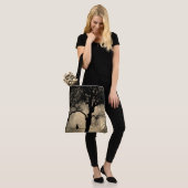 満月の針金の上の猫 トートバッグ (モデル)