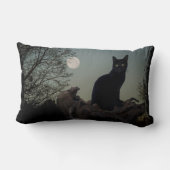 満月の黒猫が木に ランバークッション (裏面)