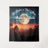 満月を背景に愛結婚を タペストリー (正面)