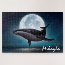 満月を越えたザトウクジラ