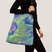 満月サーレアルアートマーメイドファンタジーの夢 クロスボディバッグ (クローズアップ)