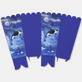 満月ポップコーン箱上のキラークジラ フェイバーボックス (見開き)