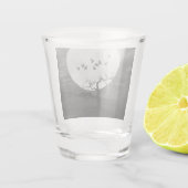 満月不気味飛んでいるに対するラヴェンス ショットグラス (裏面)