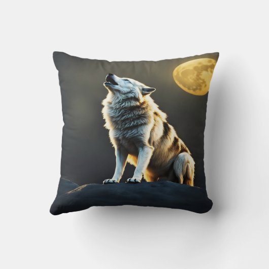 満月威厳のあるの下で狼が吠える クッション (裏面)