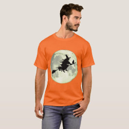 満月飛んでいるTシャツを横切る魔女 Tシャツ
