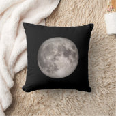 満月NASA写真黒装飾用クッション クッション (ブランケット)