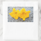 満開の黄色い白花開花 長方形シール (バッグ)