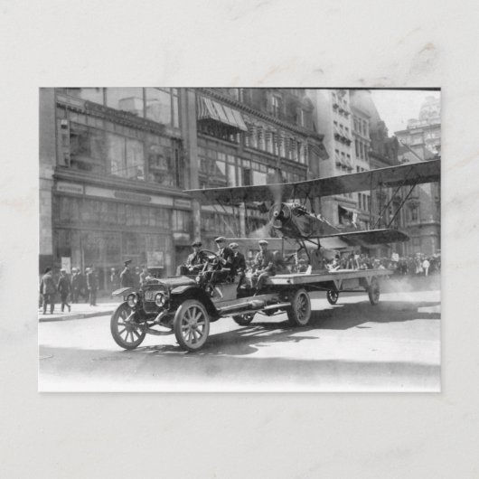 準備パレード、飛行機、ヴィンテージ ポストカード (正面)