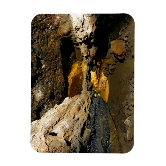 溶岩管の洞窟 マグネット (縦)