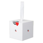 滑らかな線で作成された赤いハートはっきりした記号 キューブオーナメント (正面アングル)