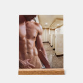 滑りやすいジョーのシャツのない筋肉質の男のシックスパックのabsフィット アクリルサイン (正面)